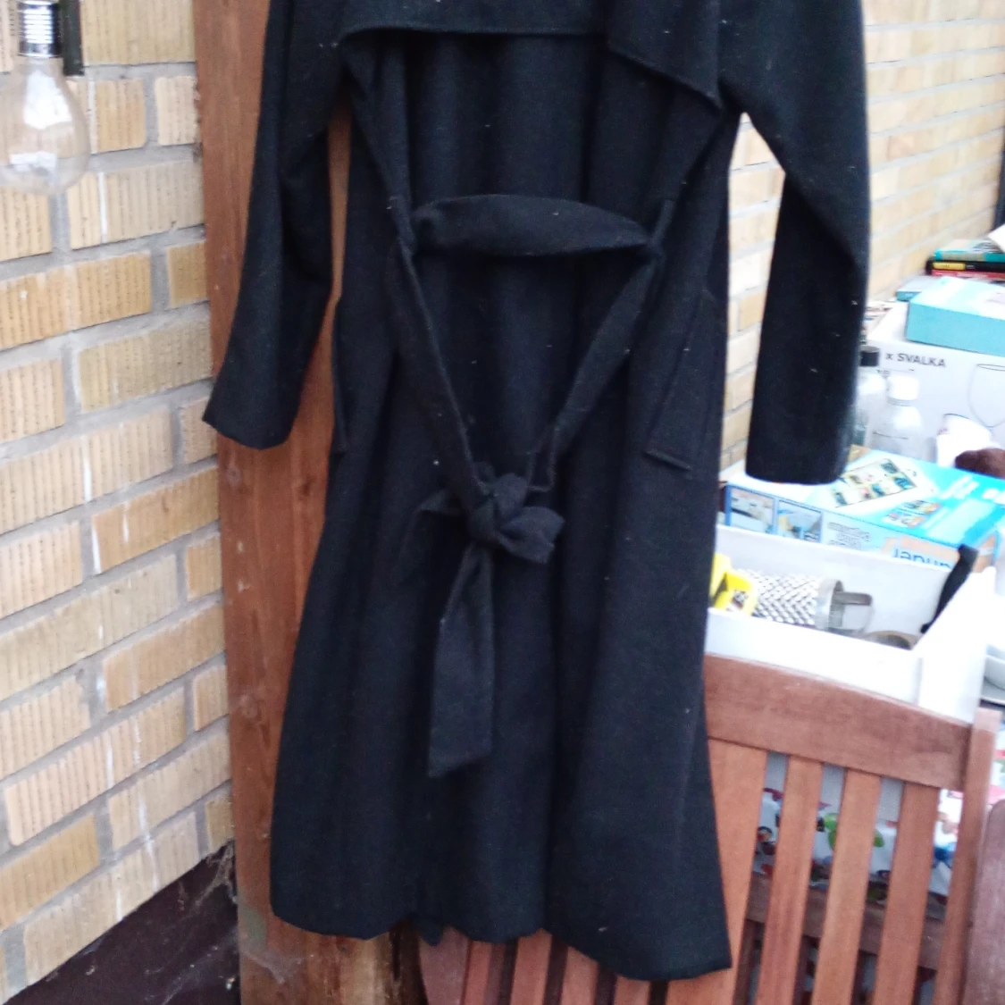 Svart lång ullkappa med bälte stl M - 1