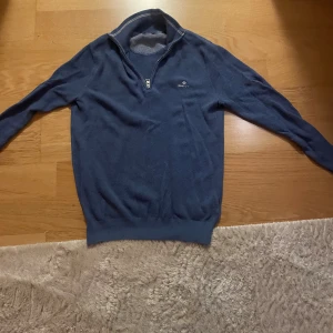 Gant kofta  - Gant kofta mörk/ ljus blå gant kofta