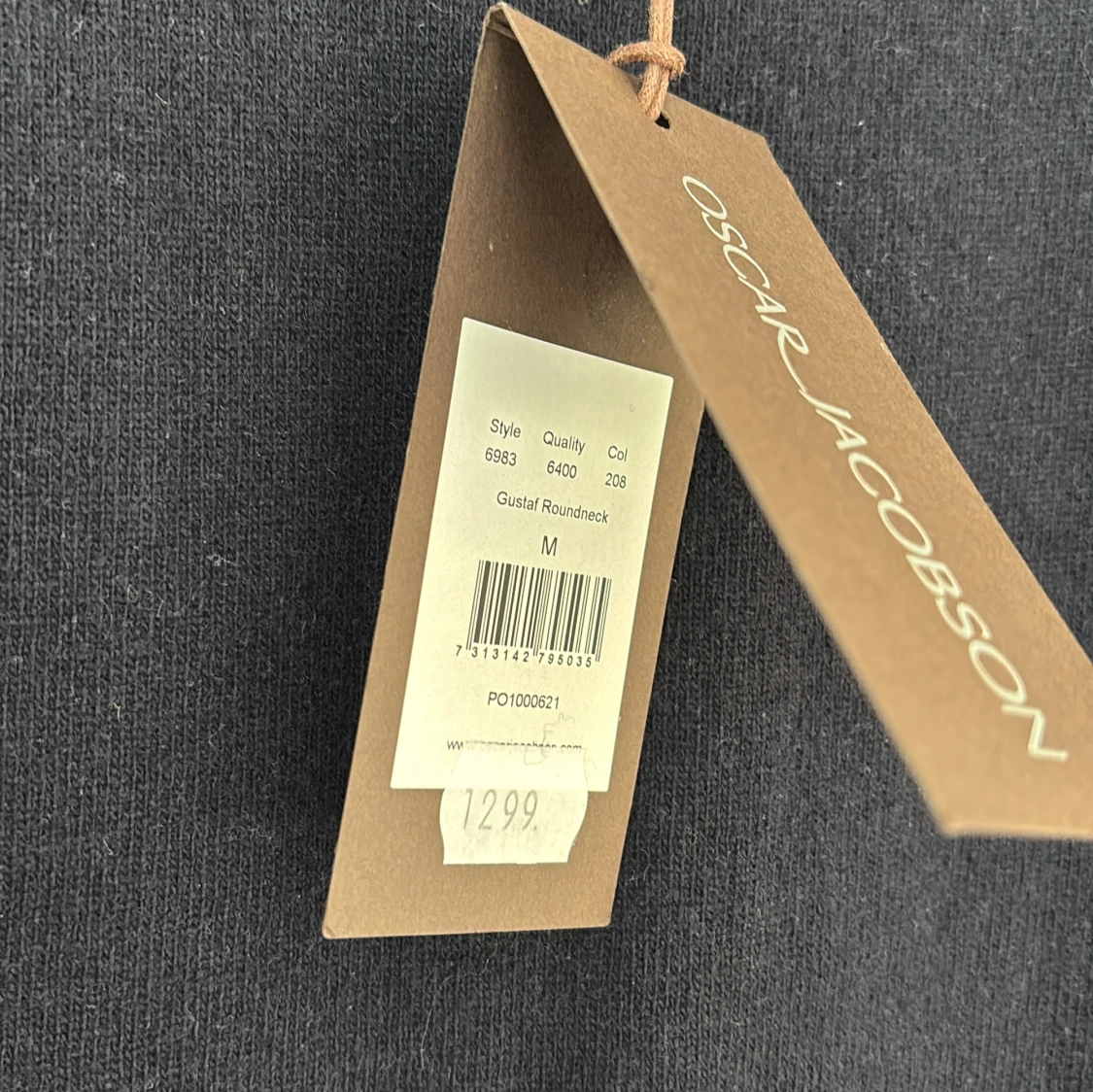 Mörkblå rundhalsad tröja Oscar Jacobson - 2