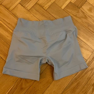 Ljusblå aura seamless shorts från Relode - Aldrig använda 