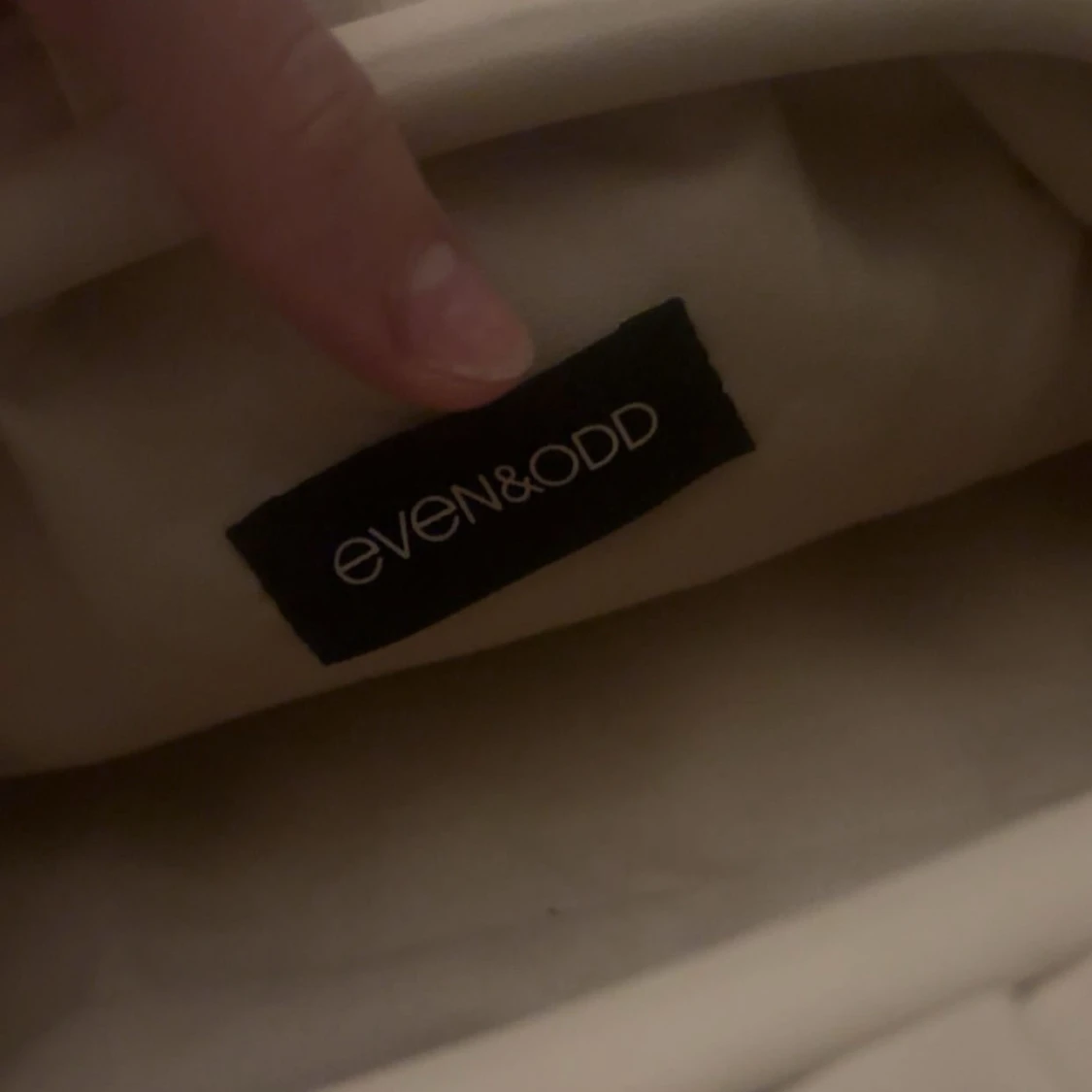 Beige väska från Even&Odd - 3
