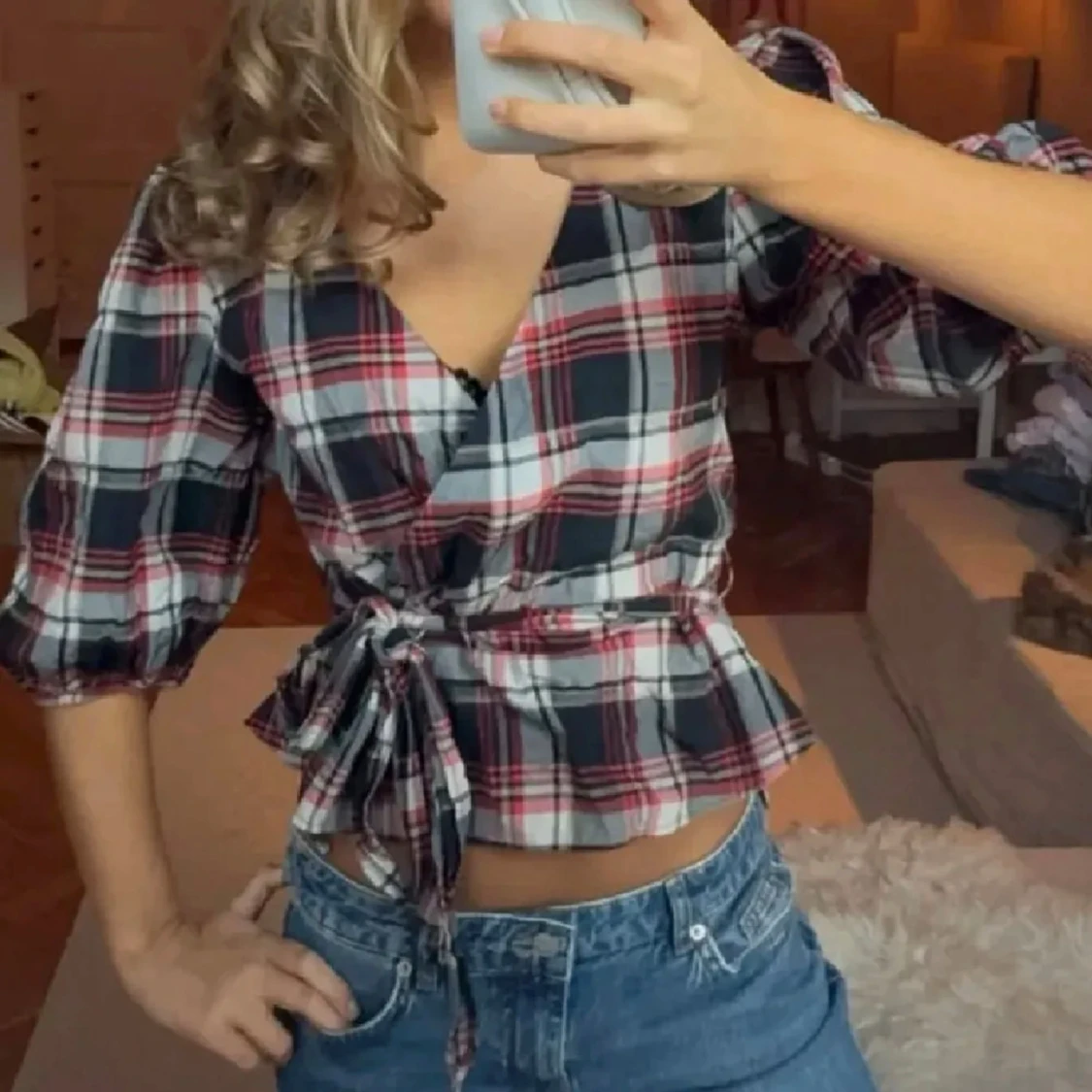 Rutig omlottopp från H&M - 1