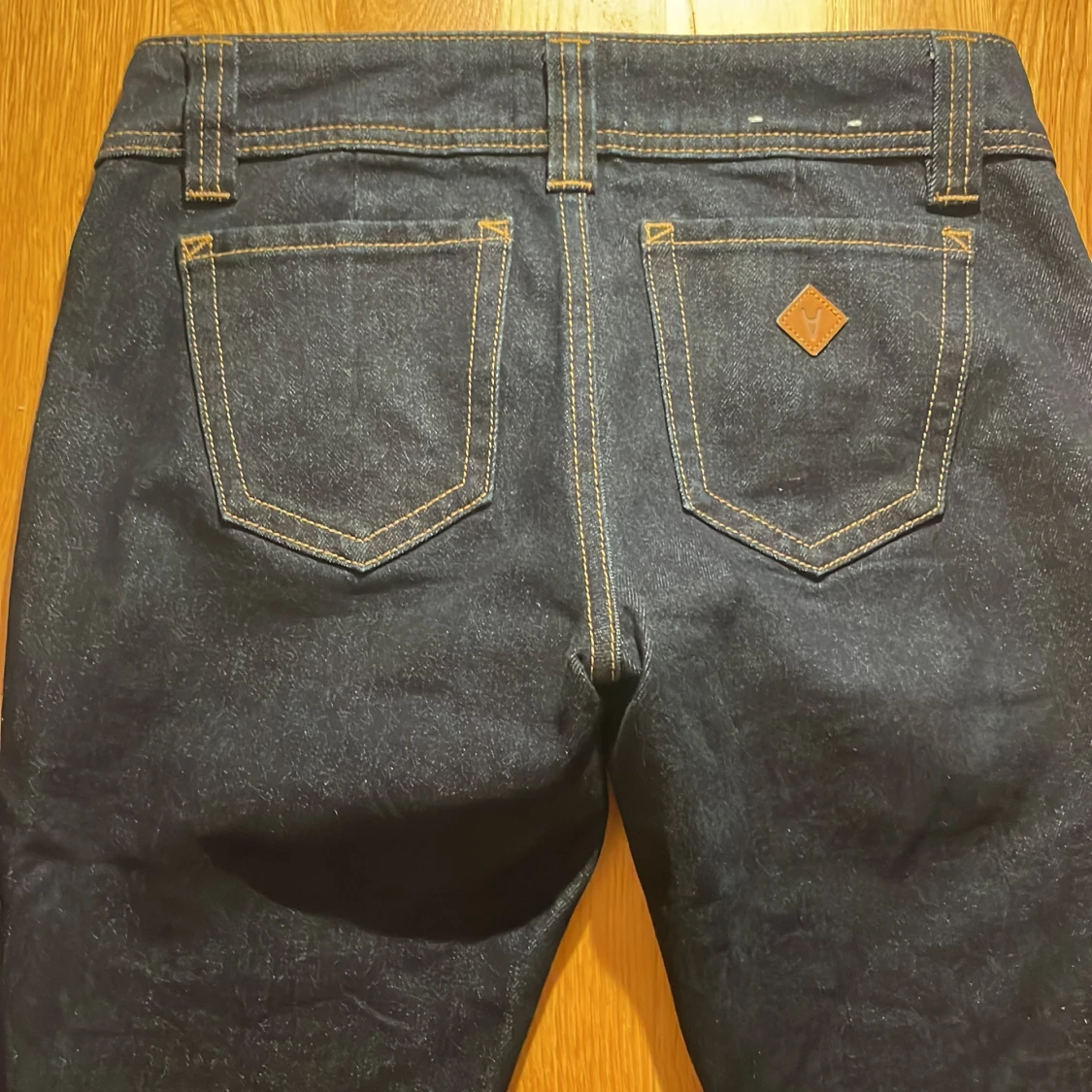 Low Waist Bootcut Jeans från Abrand - 3