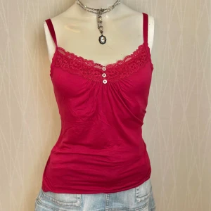 Lace top  - Just tested 