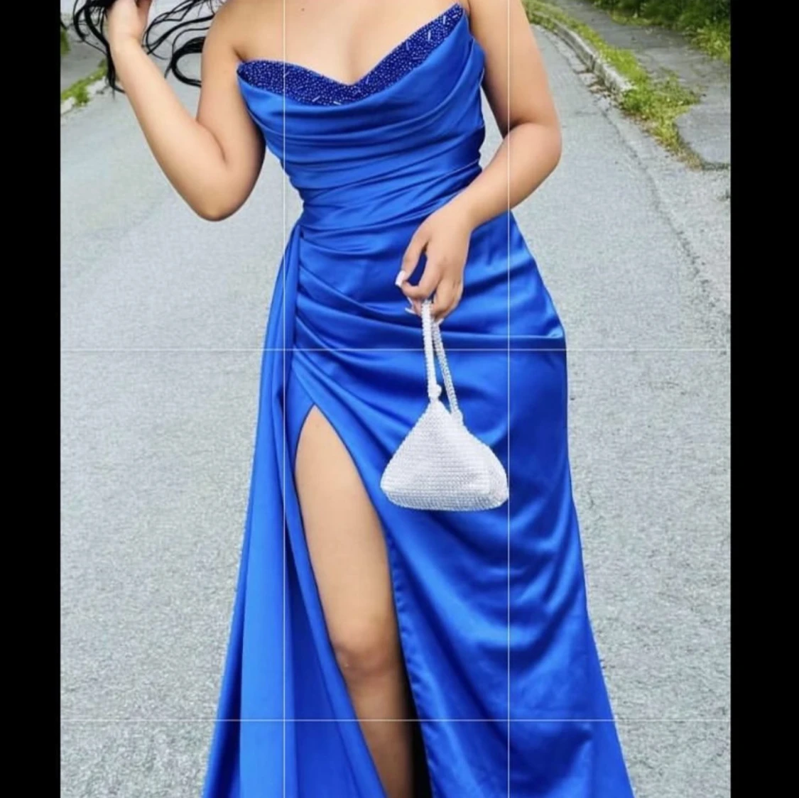 Blå långklänning med slits