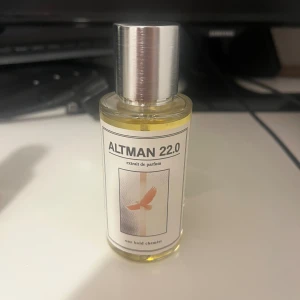 ALTMAN 22.0 One Bold Chemist - Riktigt go parfym, PdM Althair. Använd en gång. Pris går att diskutera och bra bundlepriser!