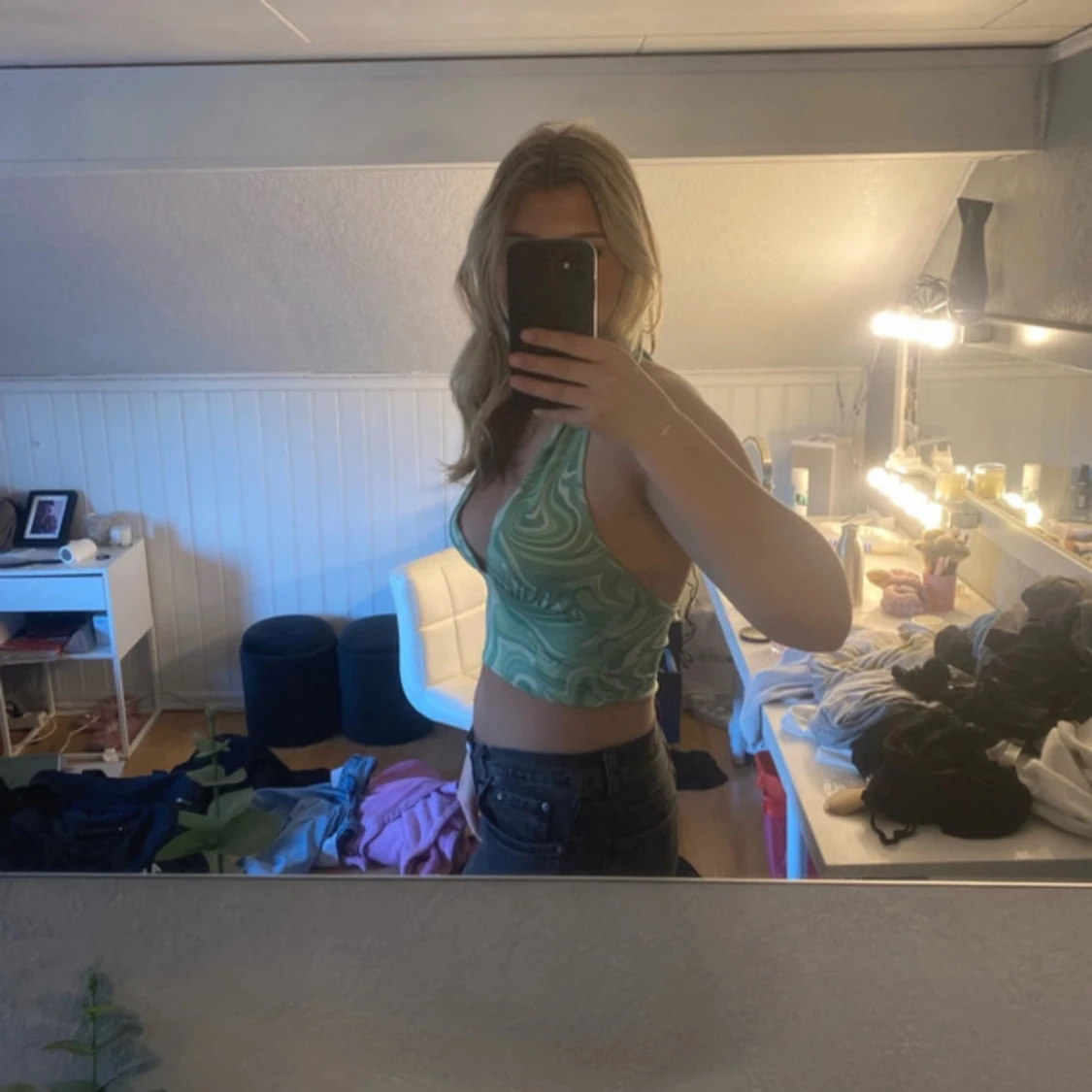 Grön swirl halterneck croppad topp - 2