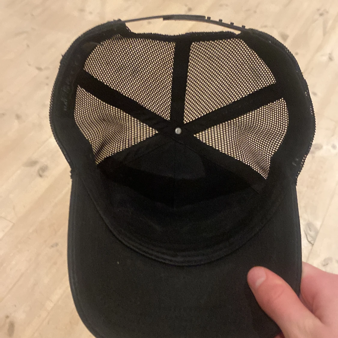 Svart keps från John Hatter & Co - 2