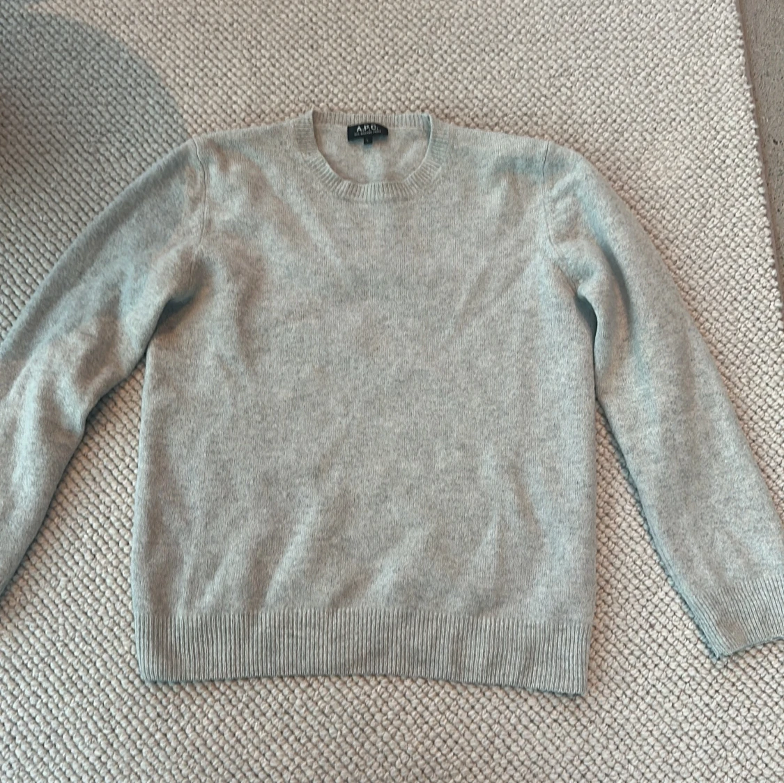 Stickad crew neck från A.P.C.