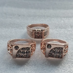 3x Guldpläterade ringar (Rose) - Säljs inte styckvis  17.7 mm 18.1 mm 18.5 mm