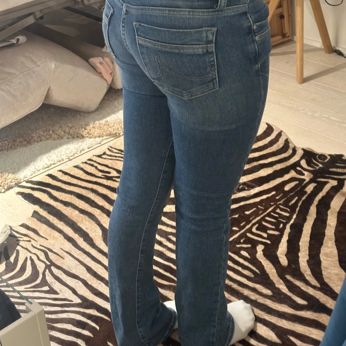 Blå bootcut jeans från ltb - 1