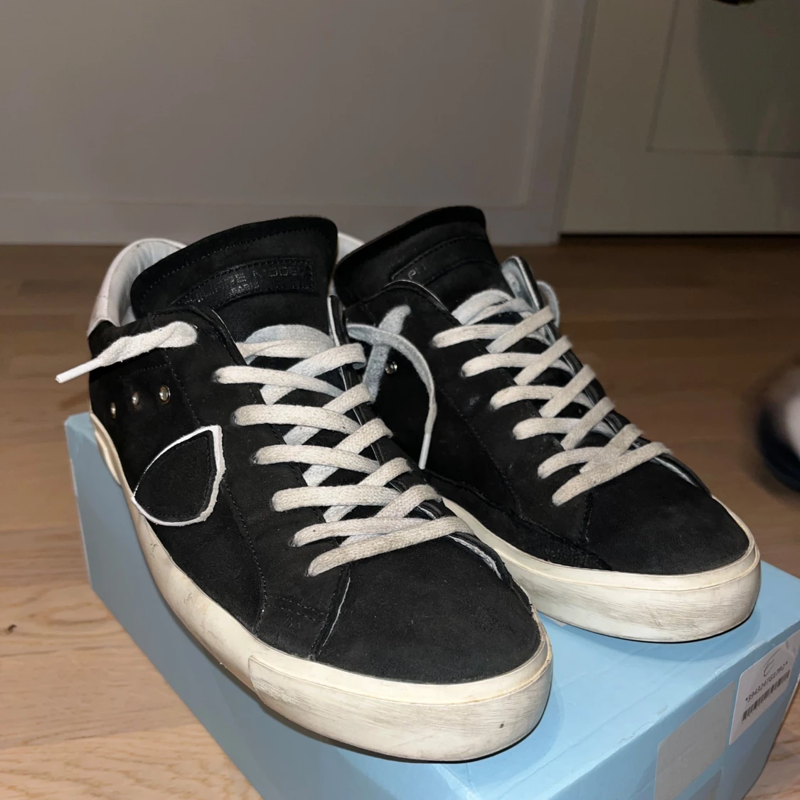 Philipe model PRSX LOW MAN - 1