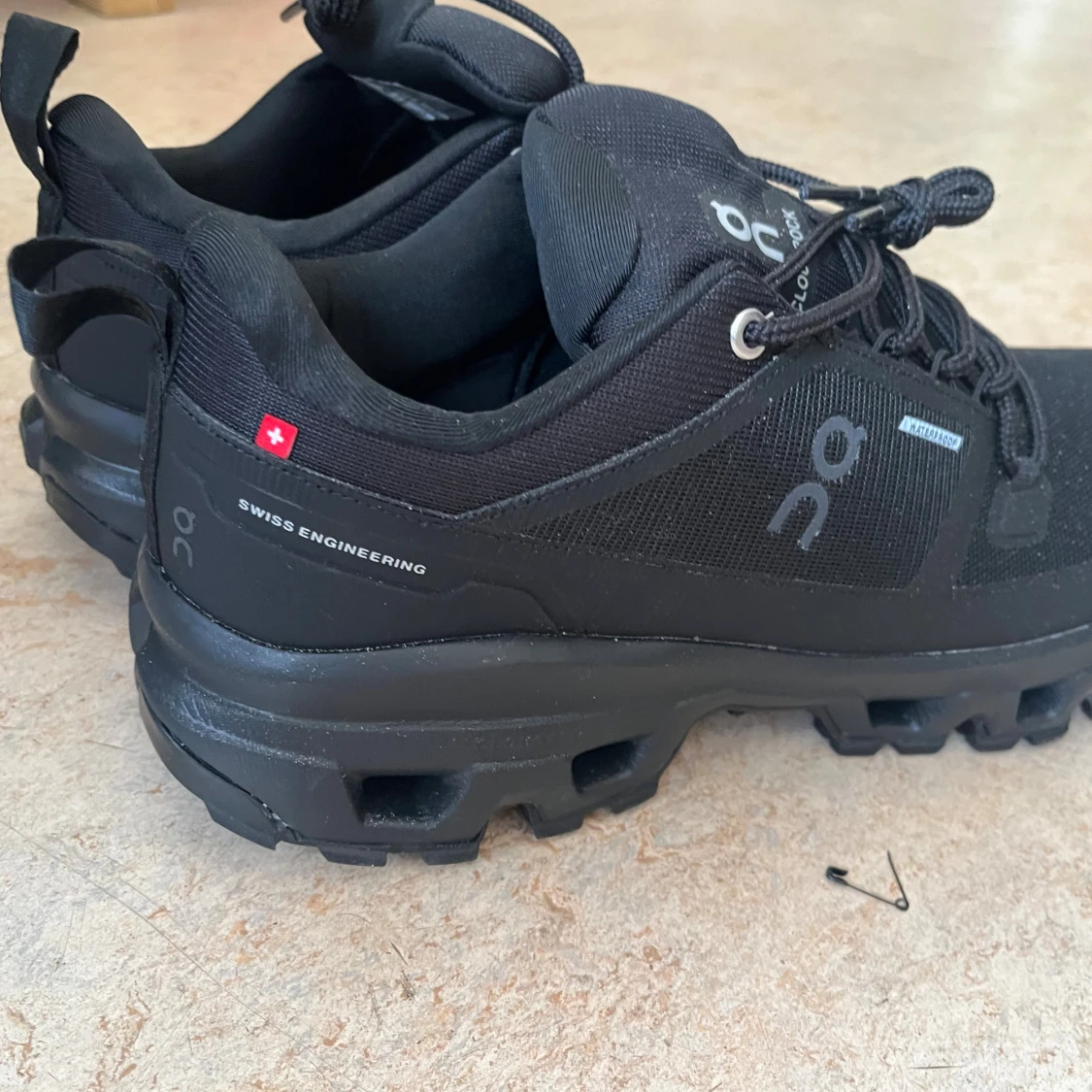 Svarta On Cloudrock Waterproof sneakers - 1