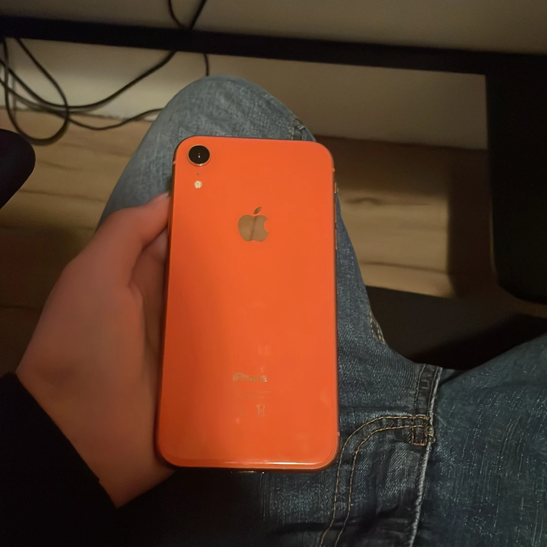 iPhone XR - 1