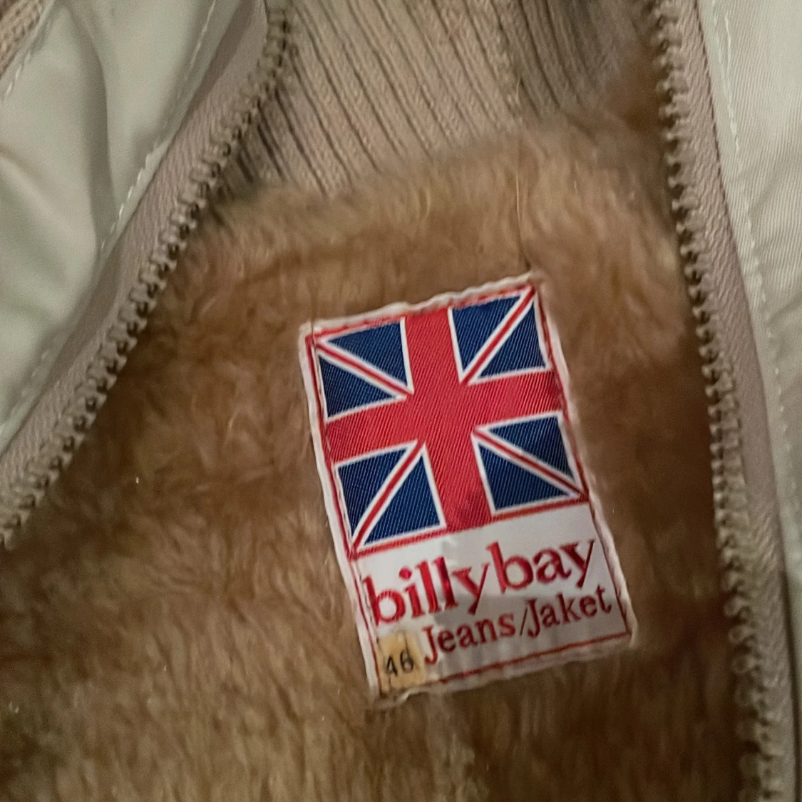 Beige bomberjacka från Billybay - 3