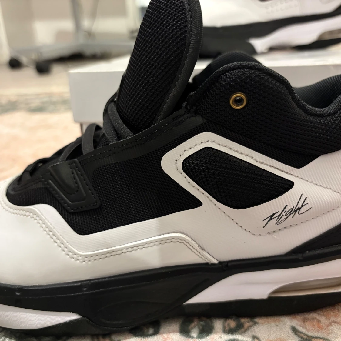 Nike Air Jordan Stay Loyal 3 - 2