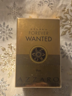 Azzaro Forever Wanted Elixir Parfum - Azzaro Forever Wanted Elixir 50 ml. Hög koncentration av parfymolja, sitter upp till 12 timmar. Doftnoter: Hallonextrakt, kardemumma, läderackord. NY!