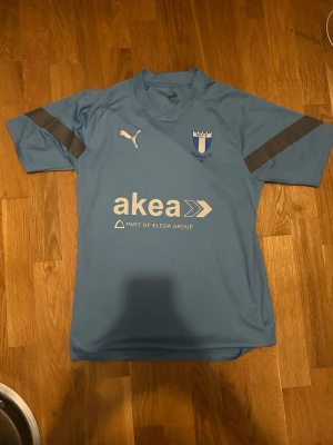 Malmö ff tränings tröja  - Perfekt för dig som älskar mff eller att träna 