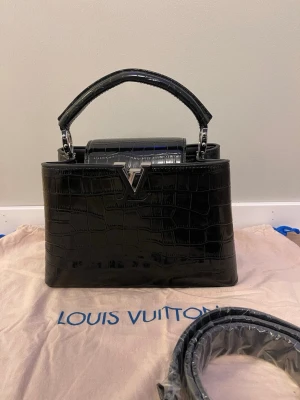 Dam väska  - Dam väska helt ny, oanvänd 