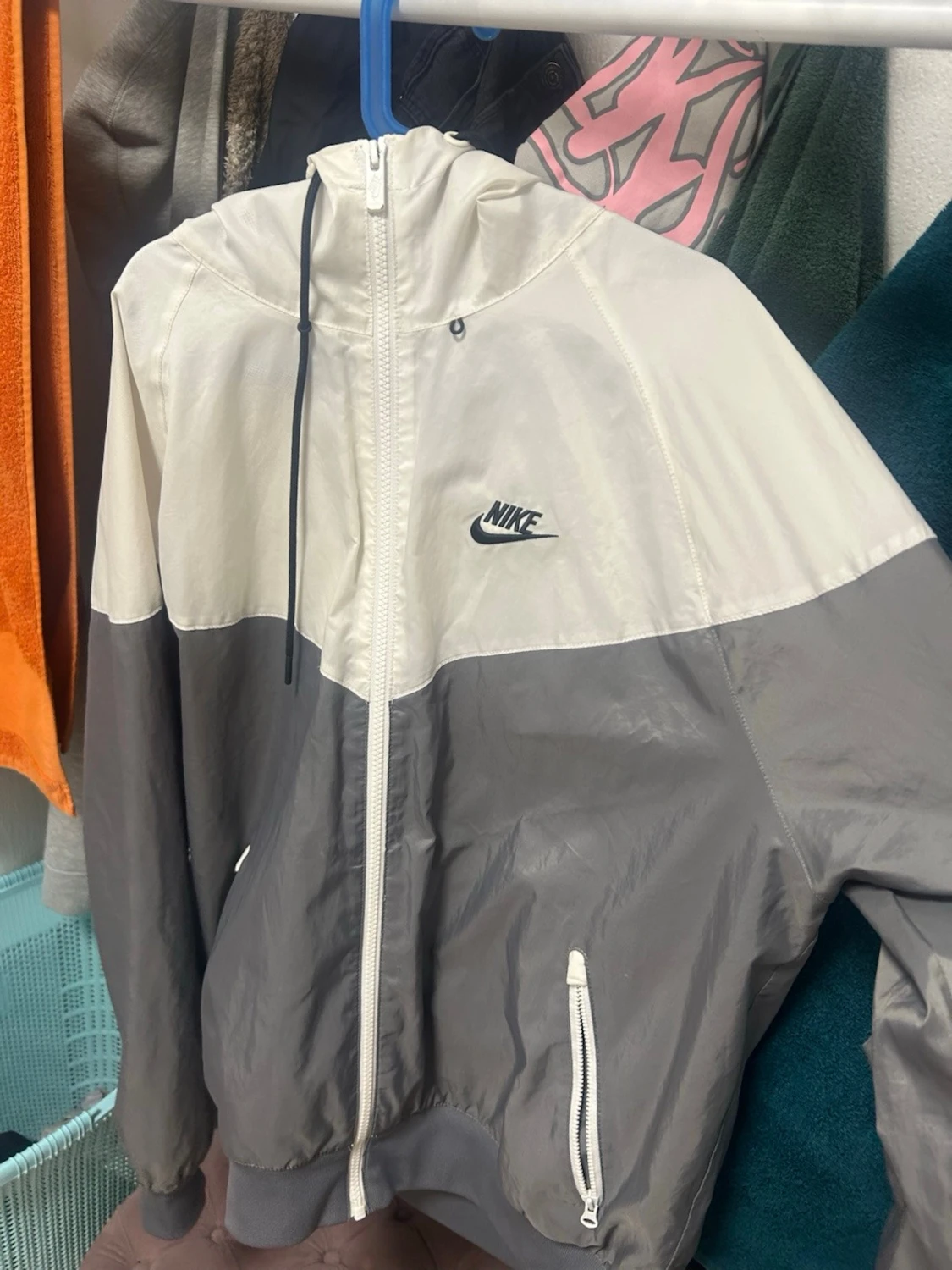 Nike Windrunner vindjacka grå/vit S - 1