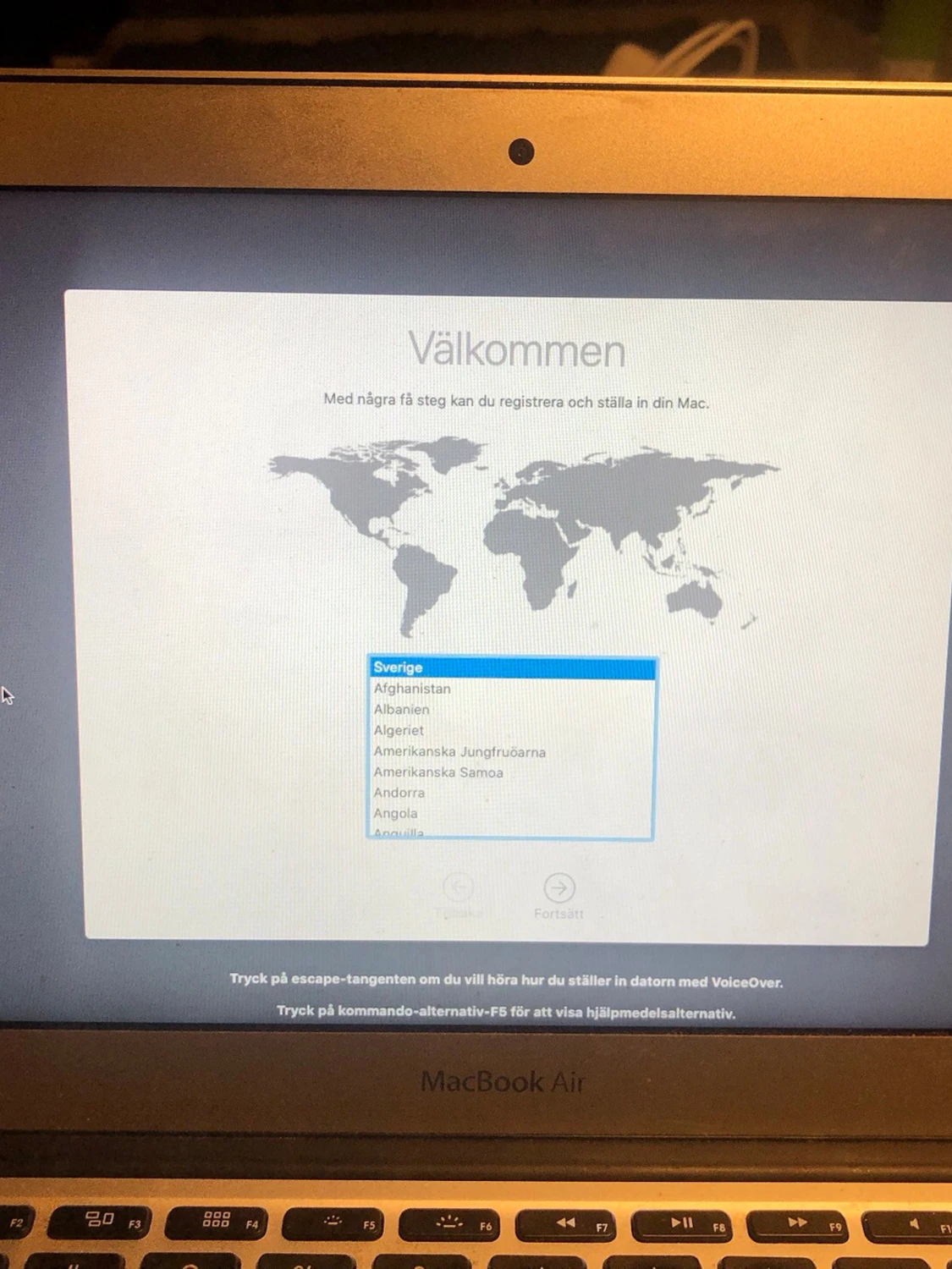 MacBook Air 11" (Mid 2012) - 2