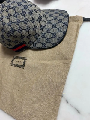 Navy gg keps  - Helt ny kommer med tags, dustpåse