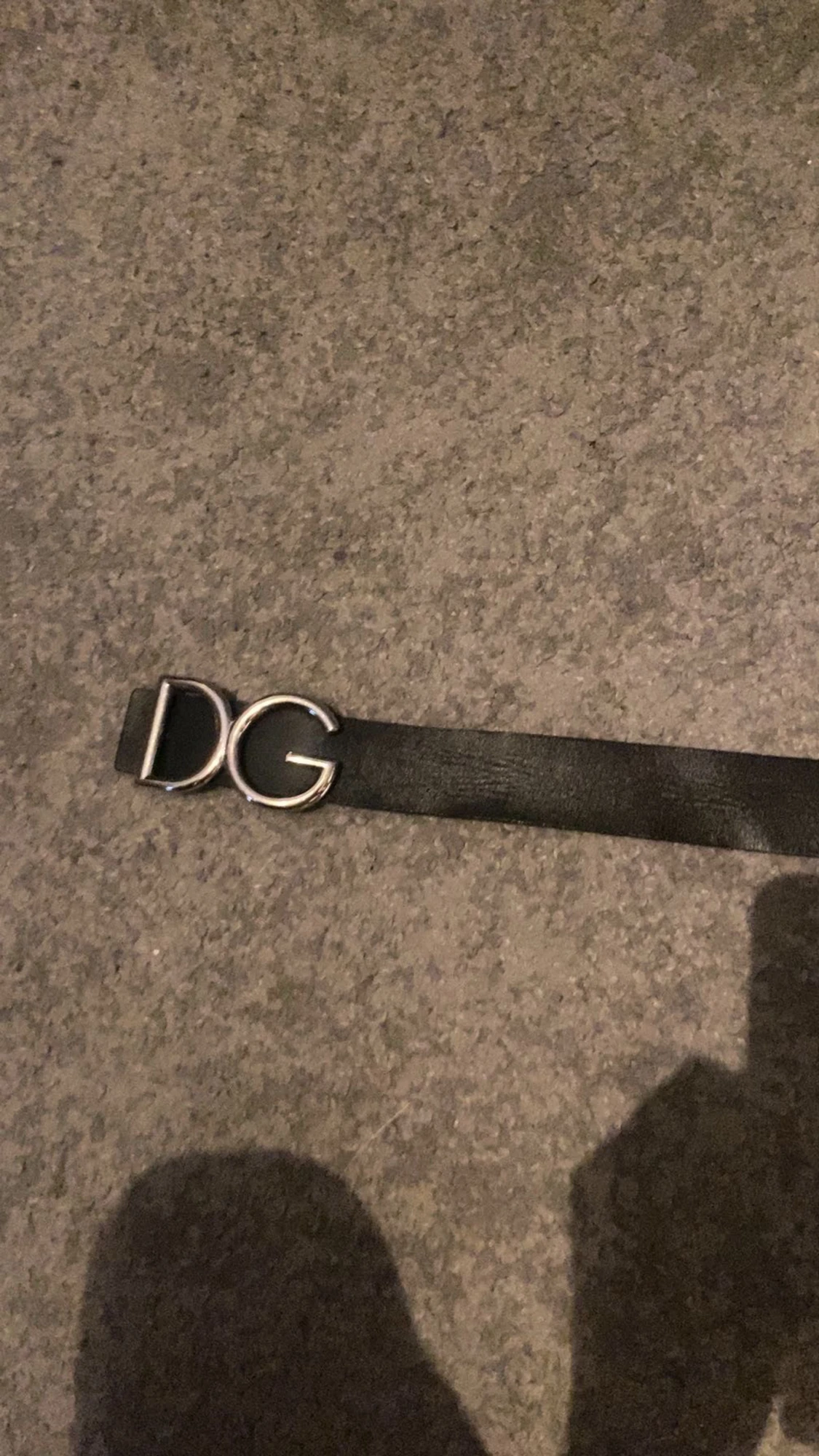 Svart DG bälte med silverdetalj - 1