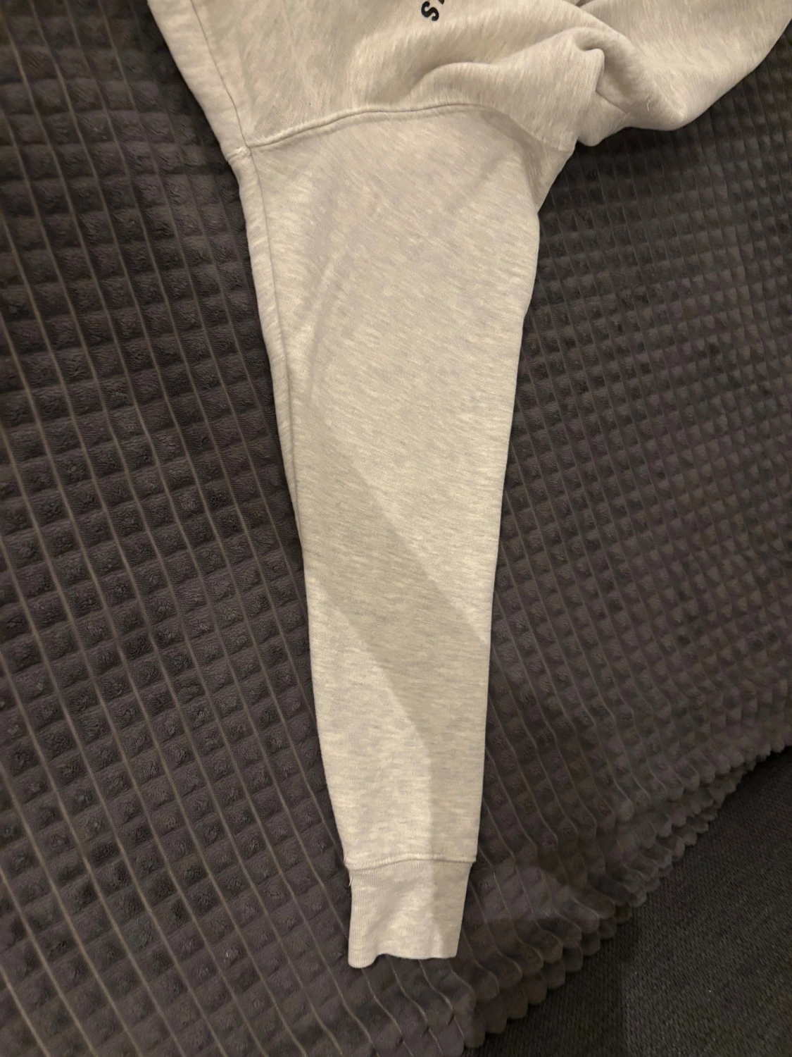 Grå Essentials Fear of God hoodie - 2