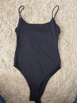 Zara body - Enkel men super snygg body från zara💖