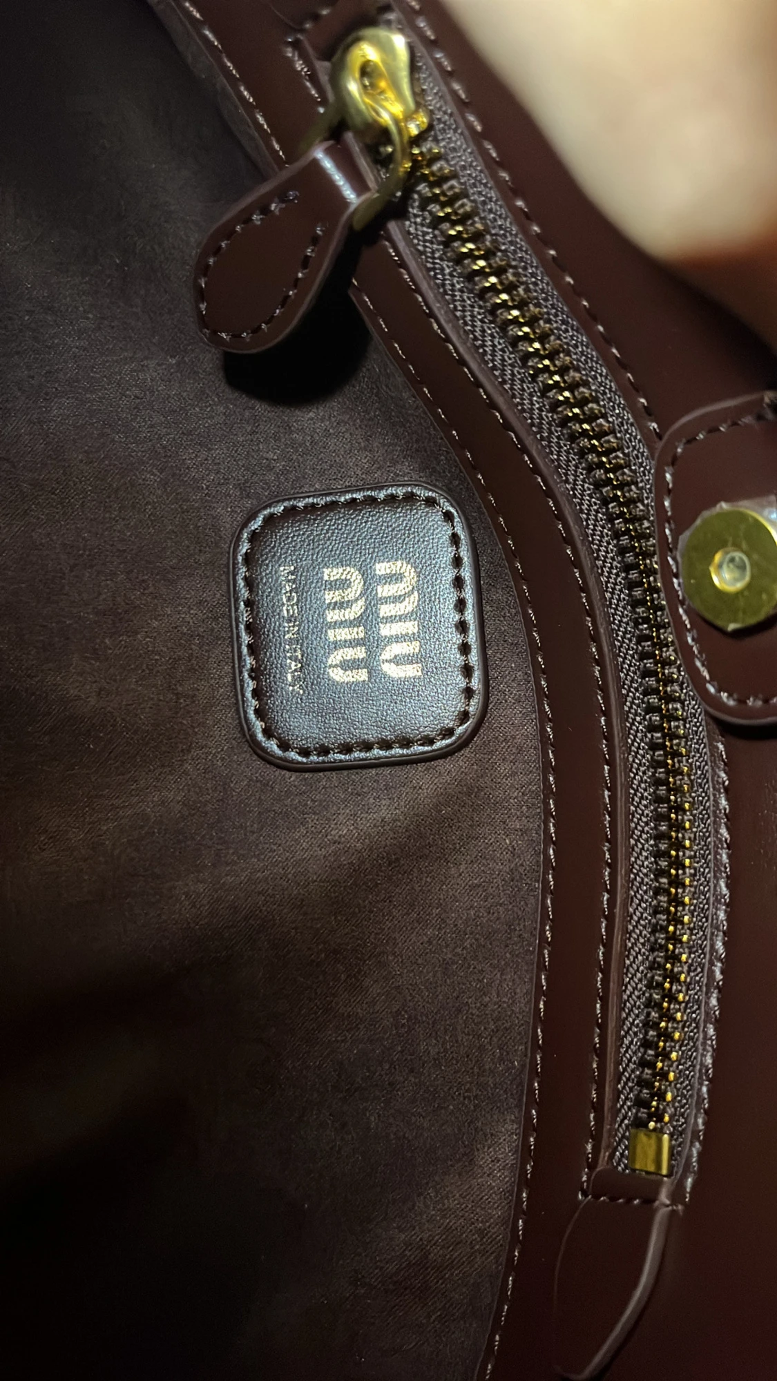 Brun axelväska från Miu Miu - 3