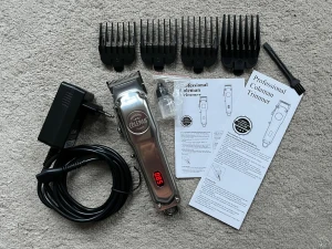 Trimmer, professionell från Coleman. - Nypris 4000kr, använd ett par gånger och är i absolut nyskick! Professionell trimmer från Coleman.