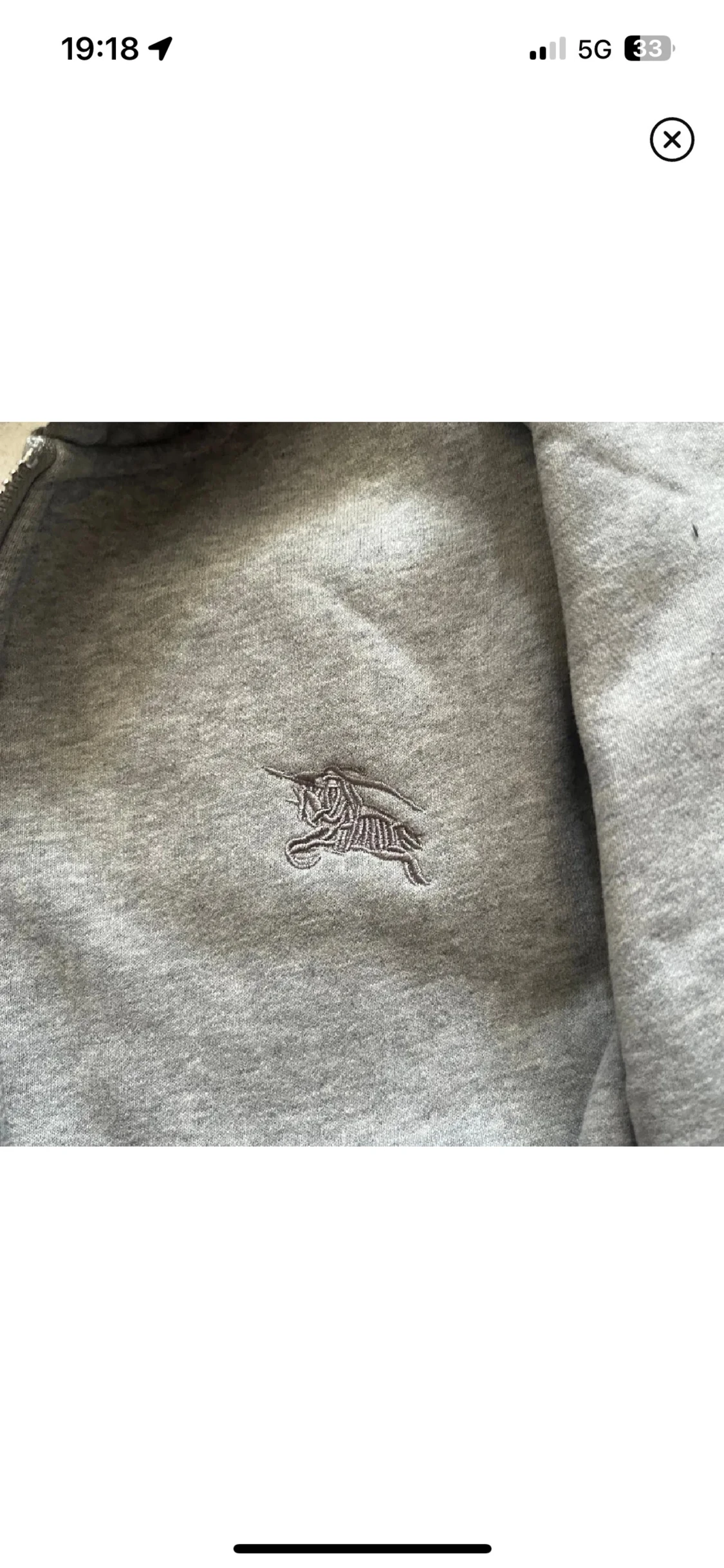 Grå Burberry hoodie med dragkedja - 2