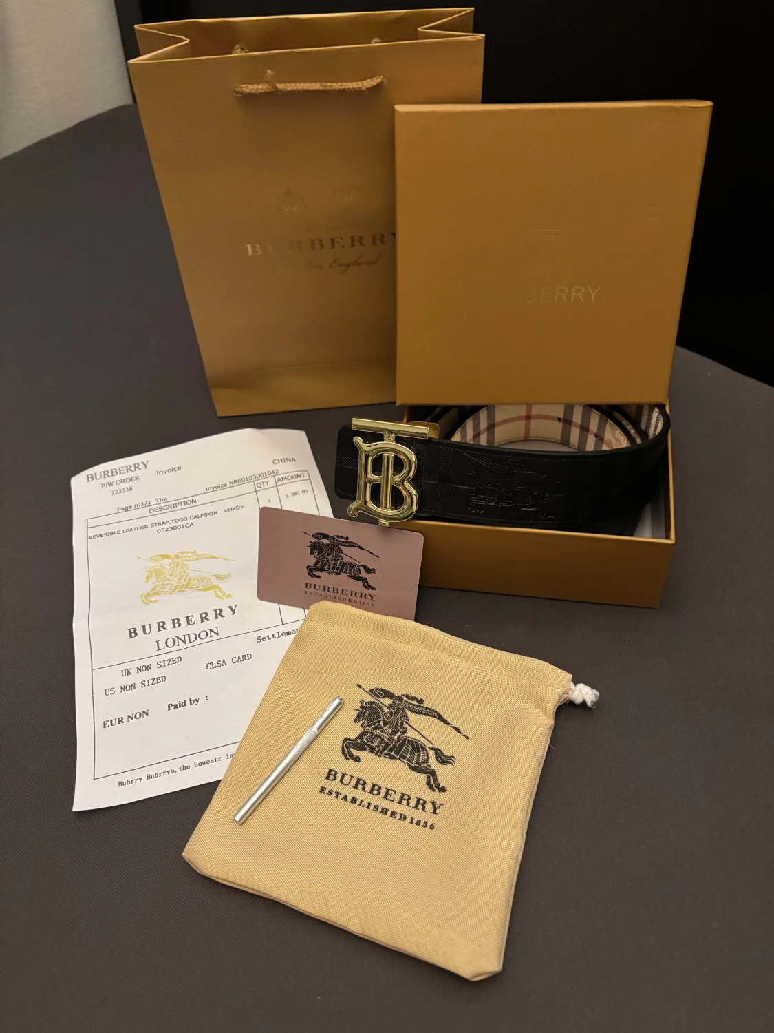 Burberry vändbart bälte med giftbox set - 1