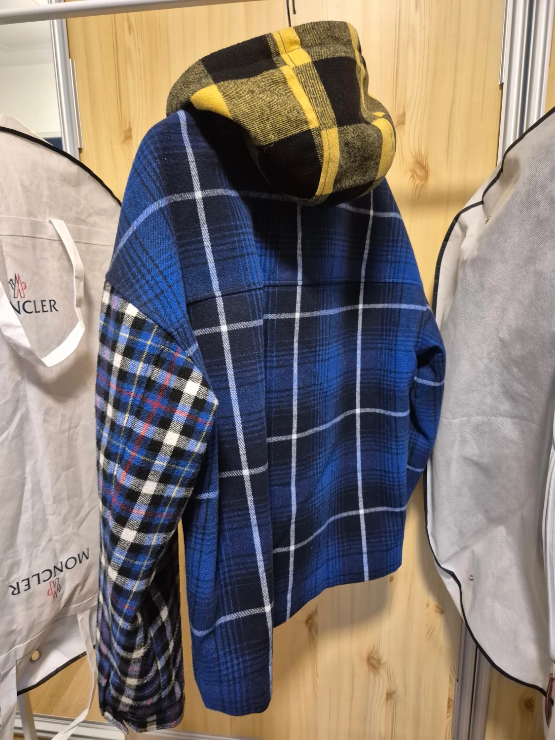  jacka Tommy Jeans - 1