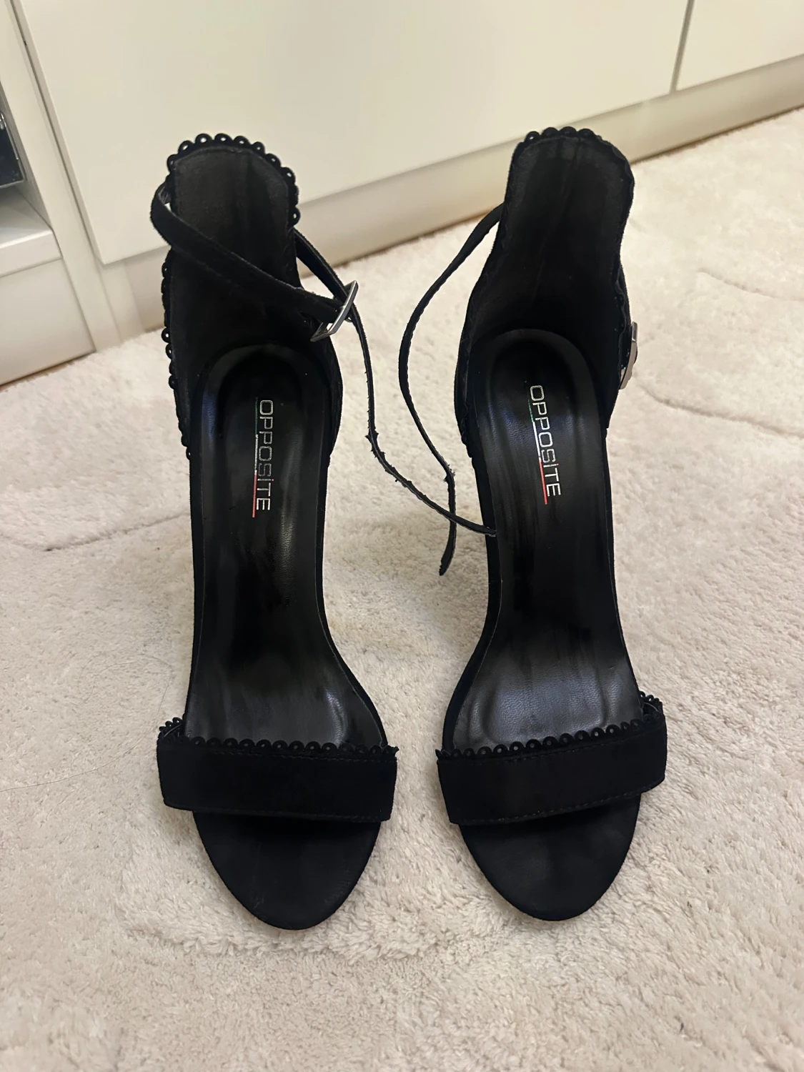 Svarta mocka-pumps från Opposite - 2