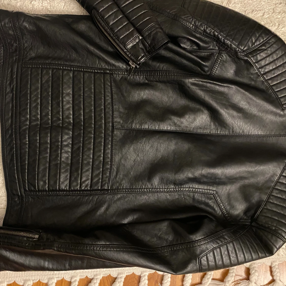 Svart skinnjacka från LCW Young XXS