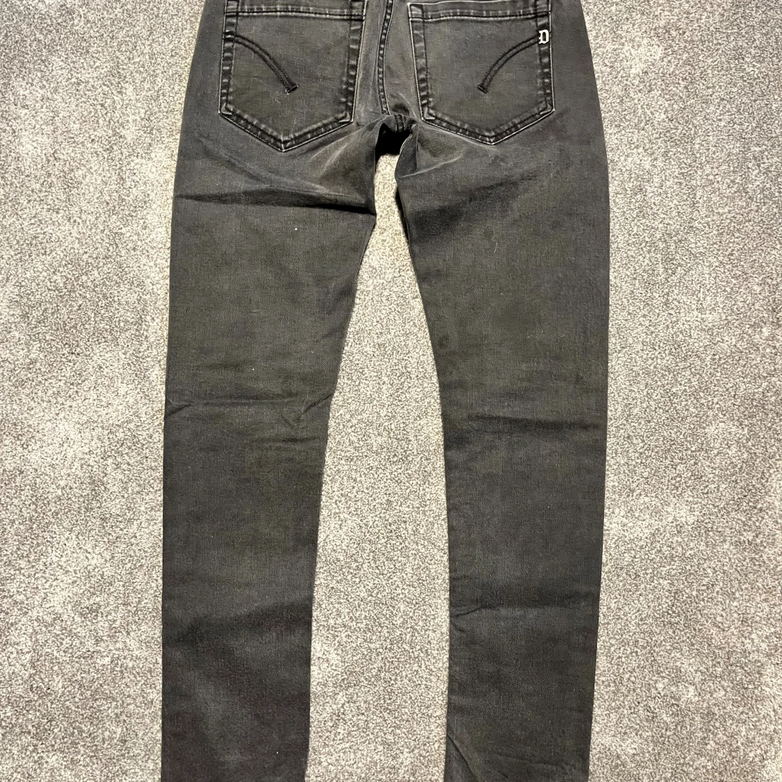 Svarta/grå skinny jeans från George - 1