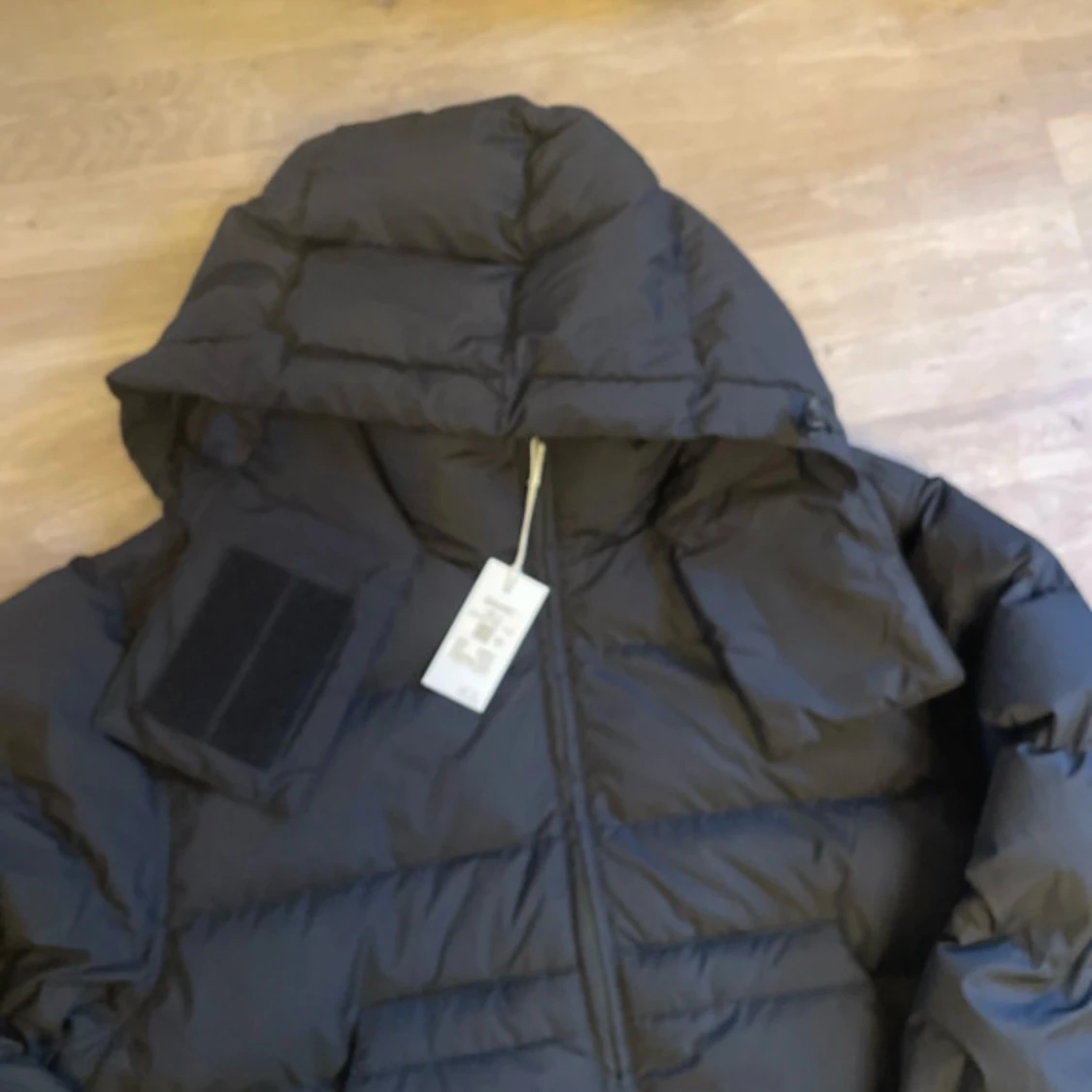 Svart pufferjacka från vailent - 2