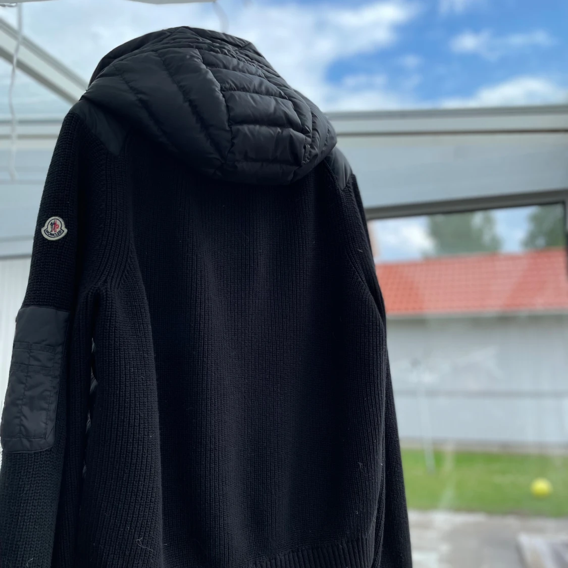 Svart pufferjacka moncler - 1
