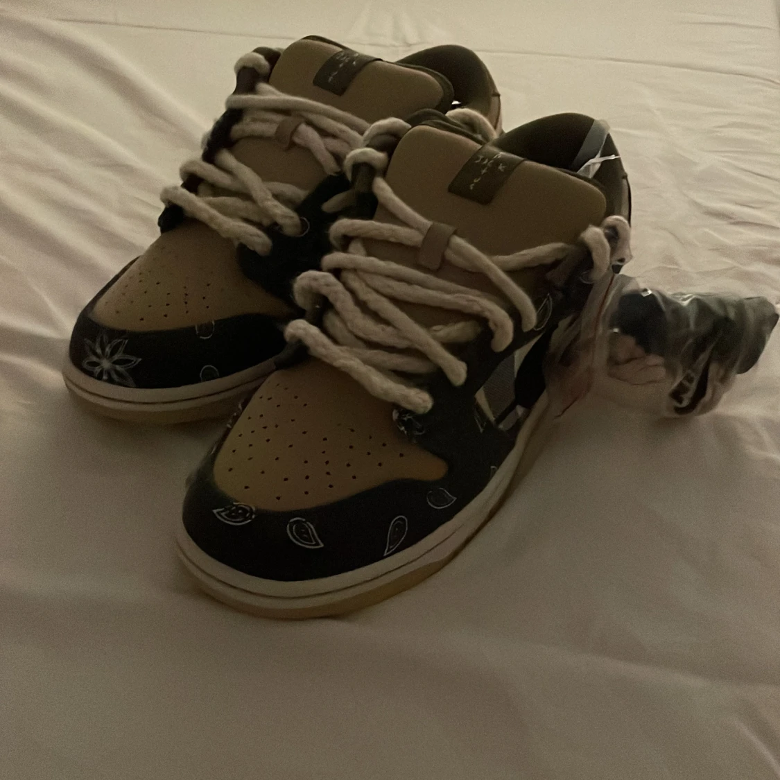 Nike SB Dunk Low Travis Scott - 2