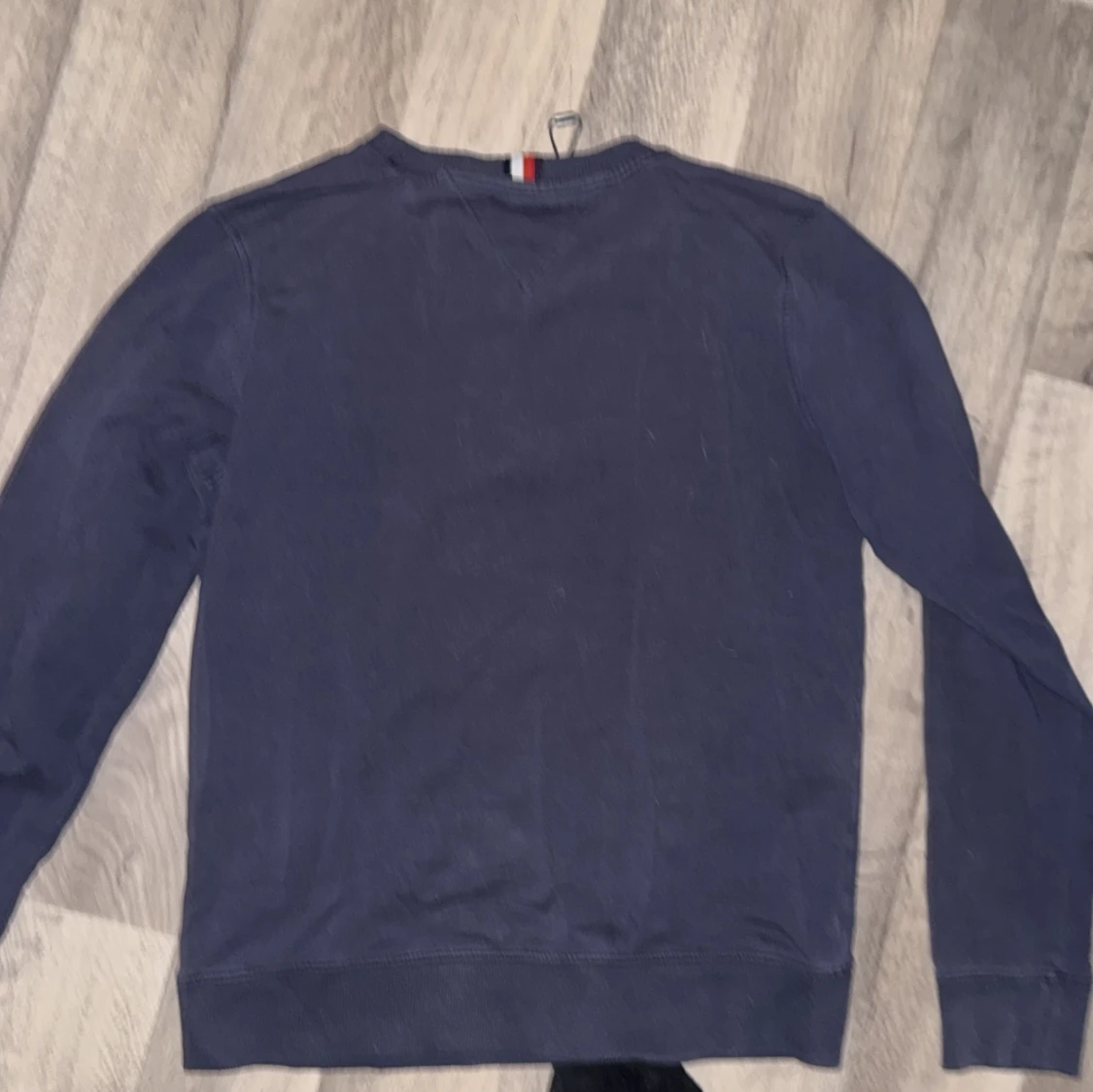 Mörkblå Tommy Hilfiger sweatshirt - 2