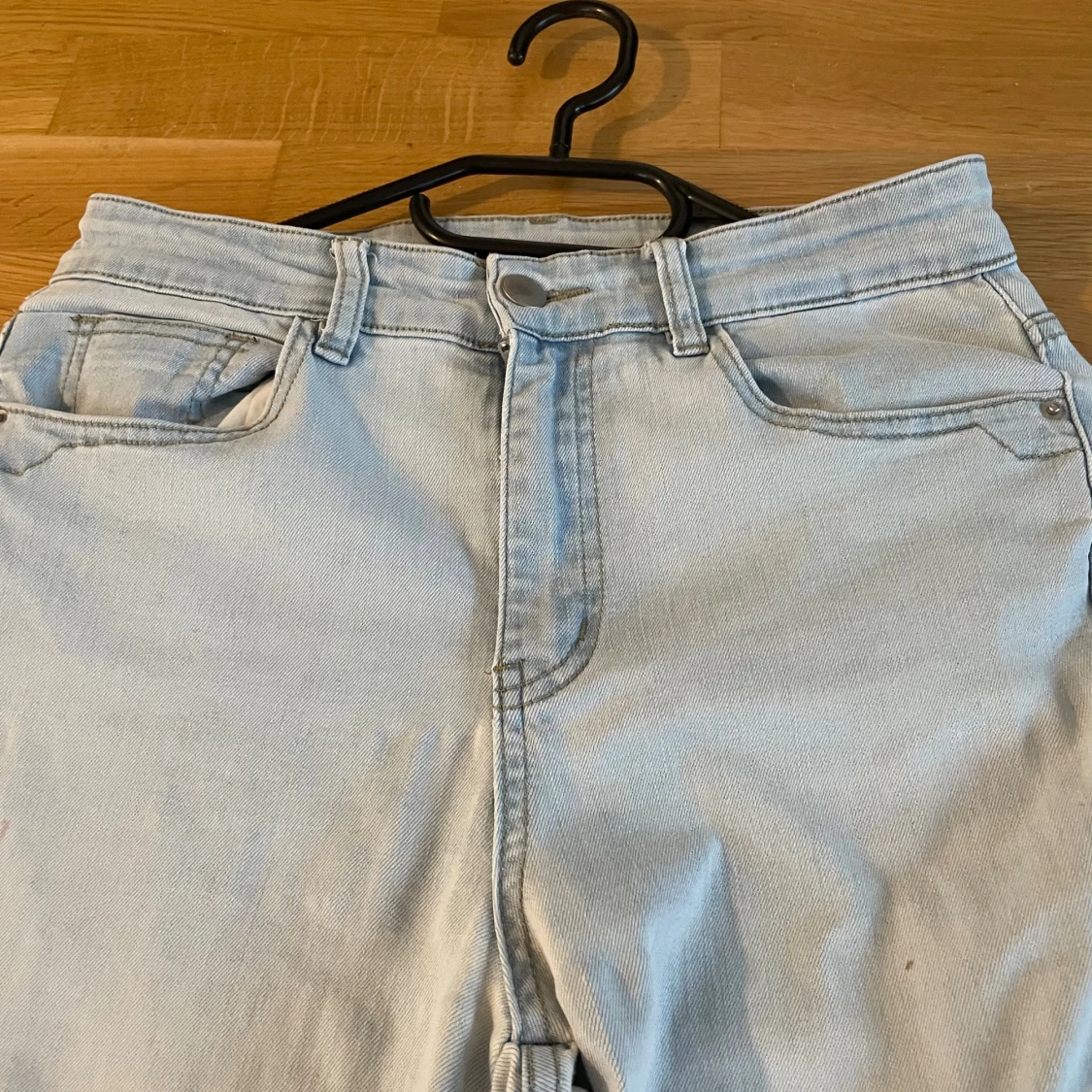 Ljusblå bootcut jeans med hög midja - 1