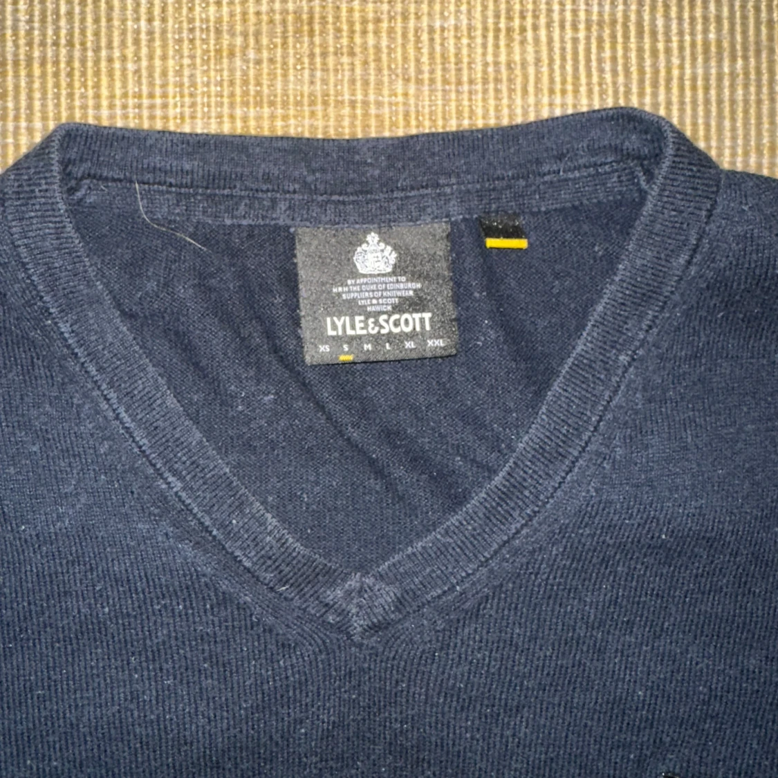 bomullströja i lyle scott köpt på Johnells. - 2