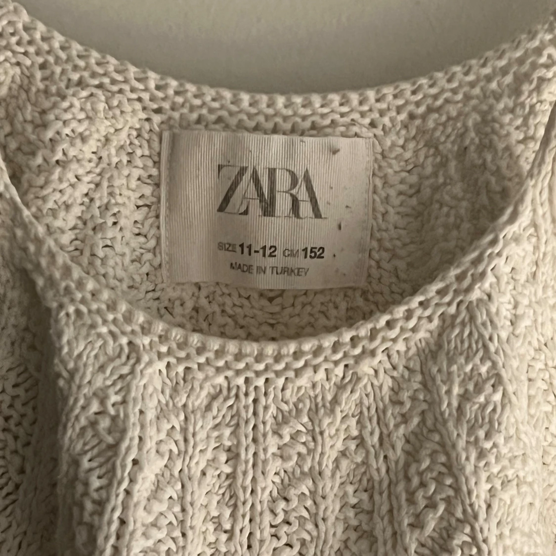 Vit stickad topp från Zara - 1