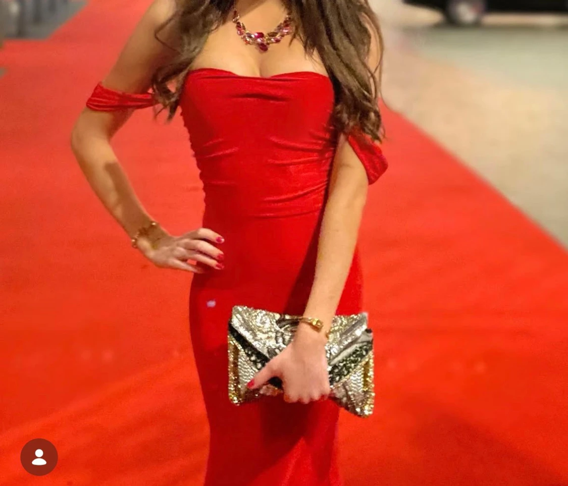 Röd långklänning  - 1