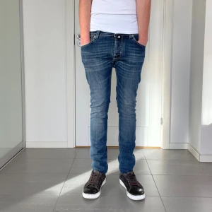 Jacob Cohën jeans  - Säljer nu dessa Jacob Cohën jeans i size 31 o moddel 622
