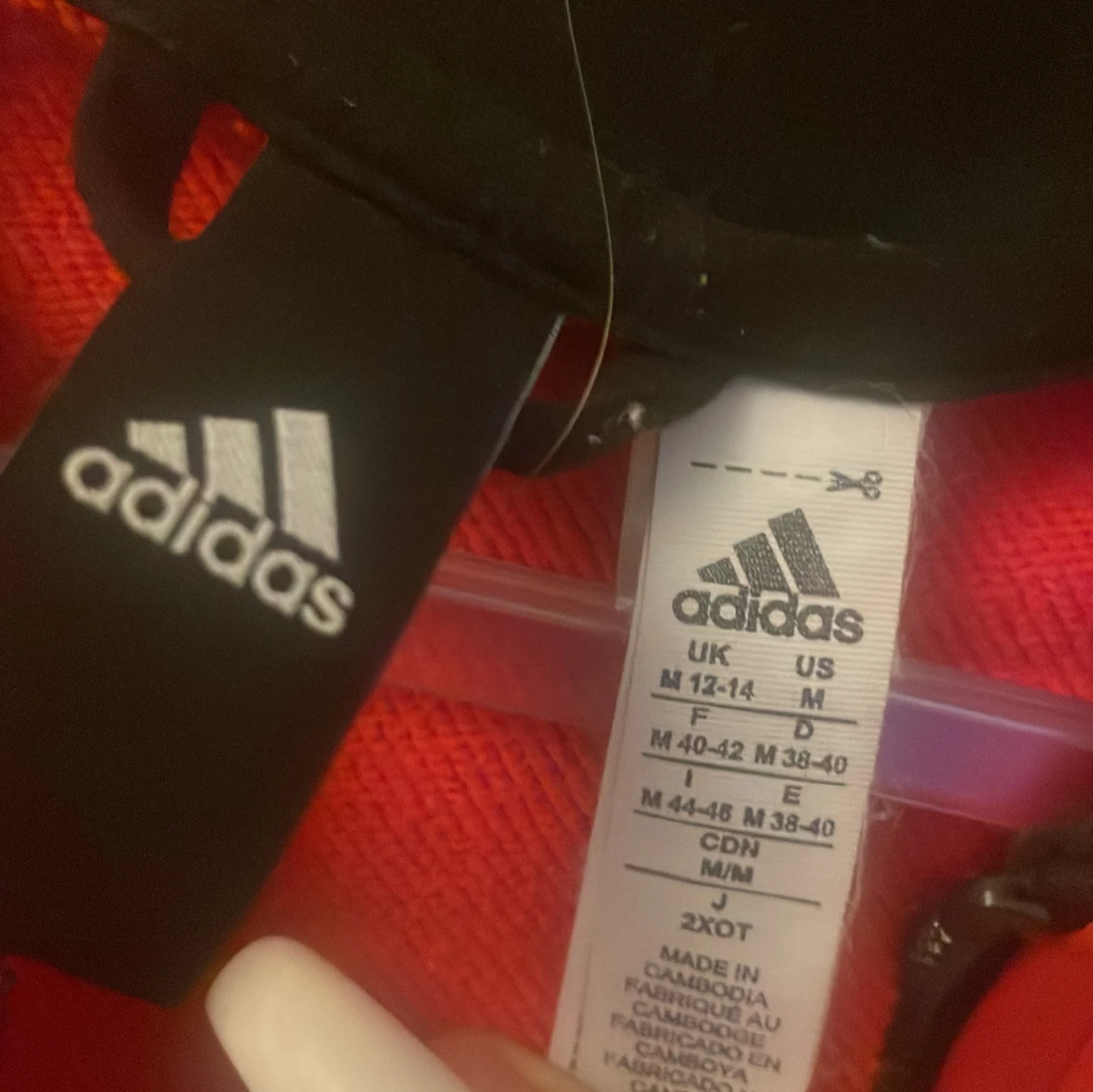 Röd Adidas bomberjacka M - 2