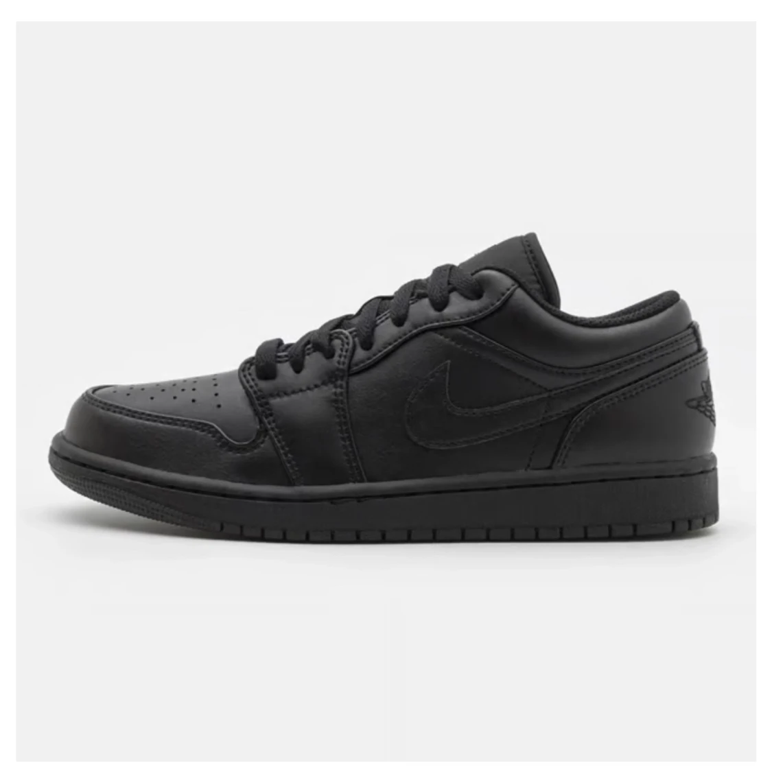 Nike Air Jordan 1 Low Triple Black