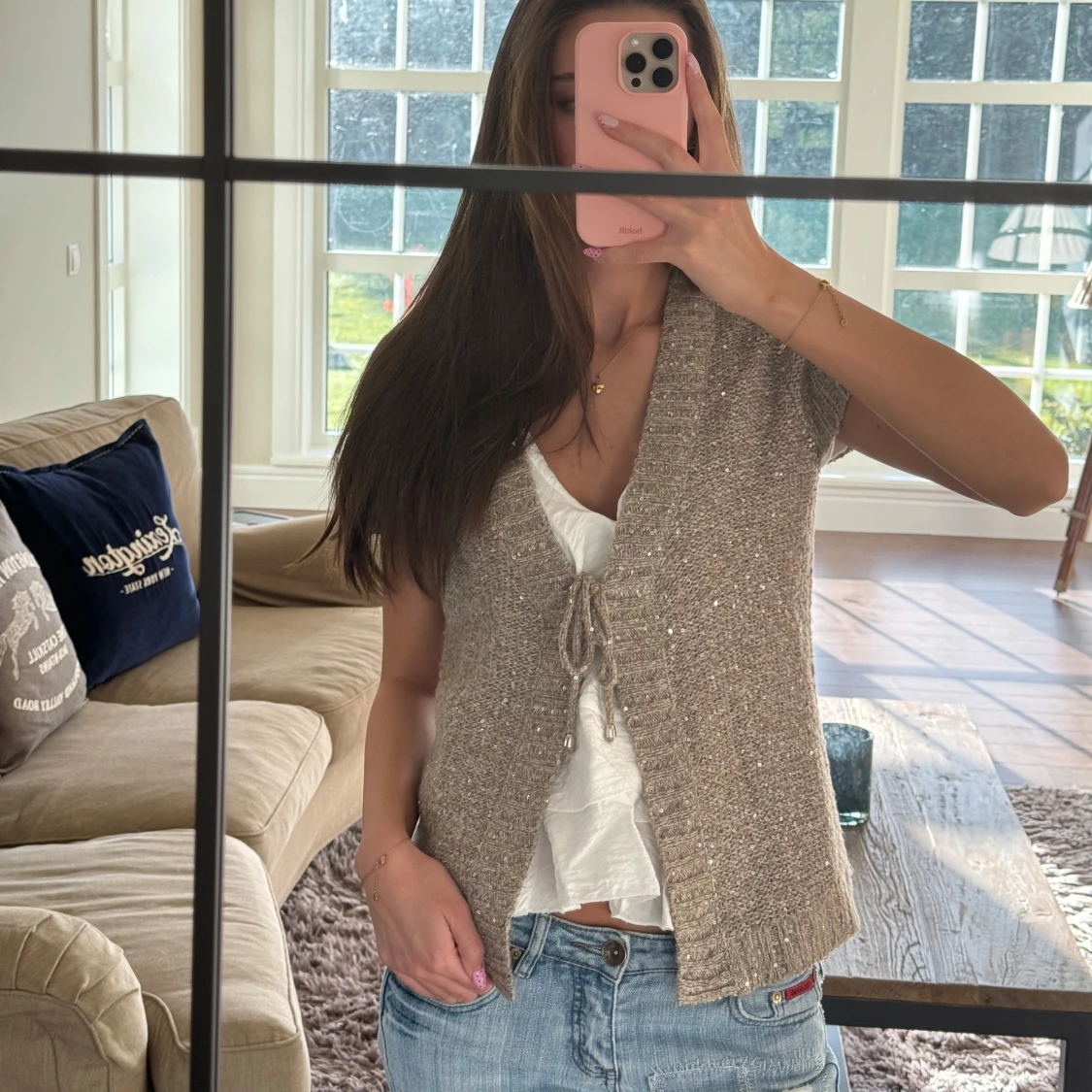 Beige stickad väst/kofta med paljetter - 4