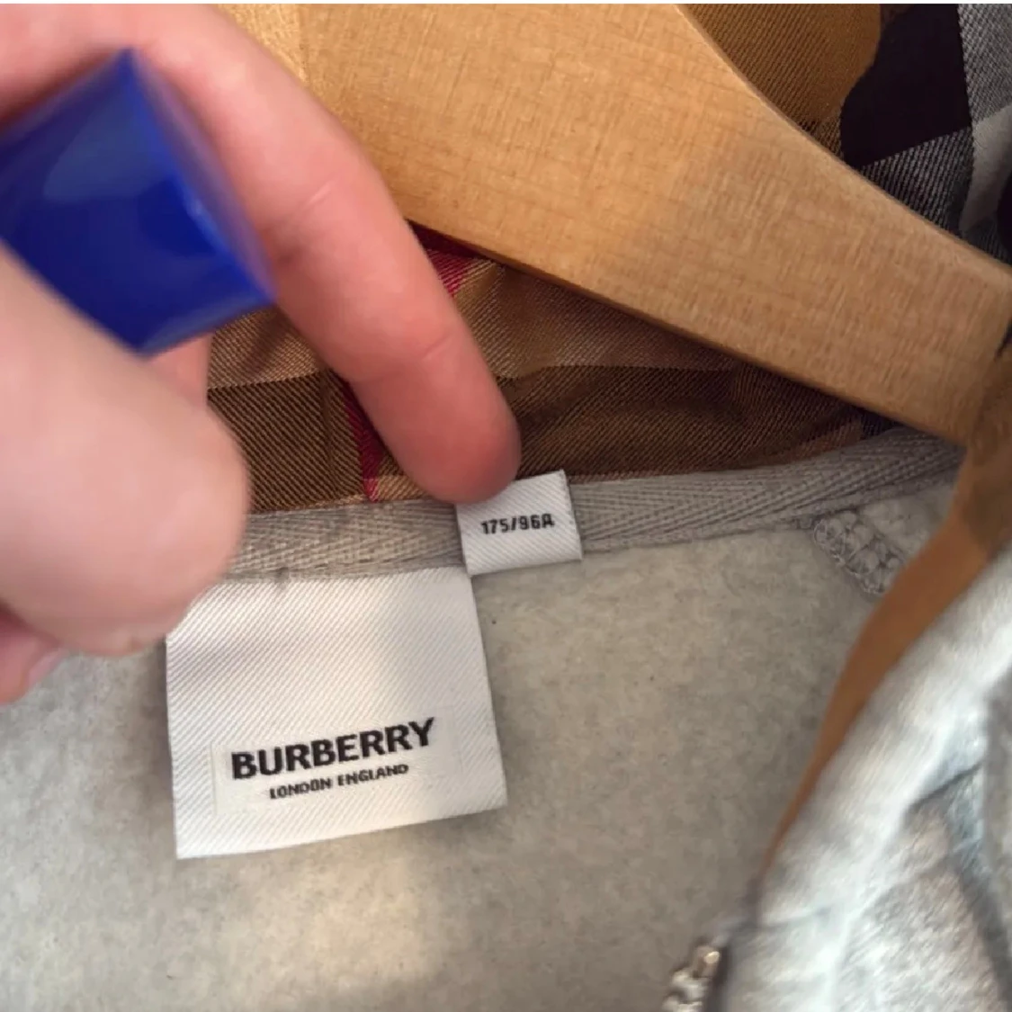Burberry hoodie zip - 4
